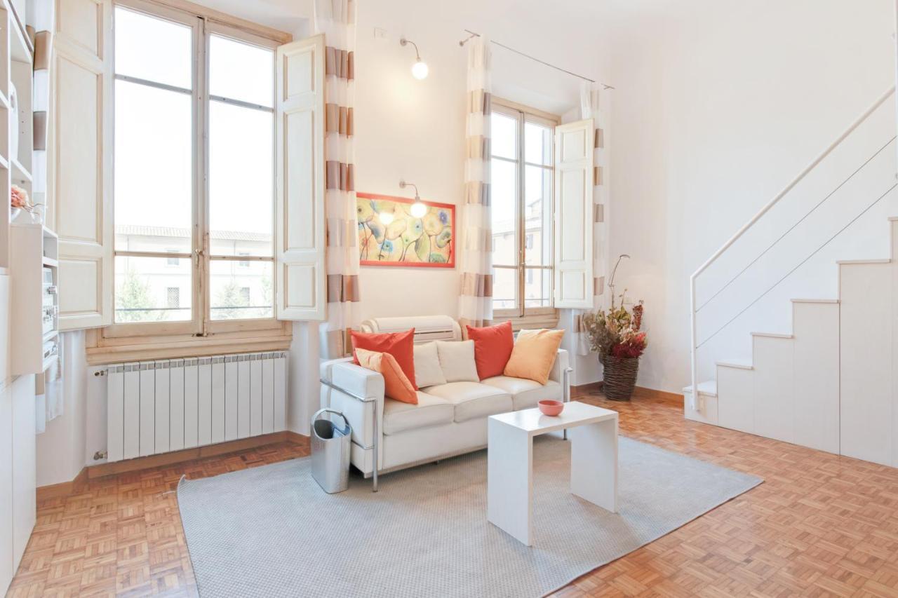 Piazza San Marco Studio Flat Φλωρεντία Εξωτερικό φωτογραφία